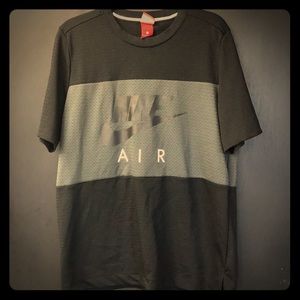 Nike T-shirt